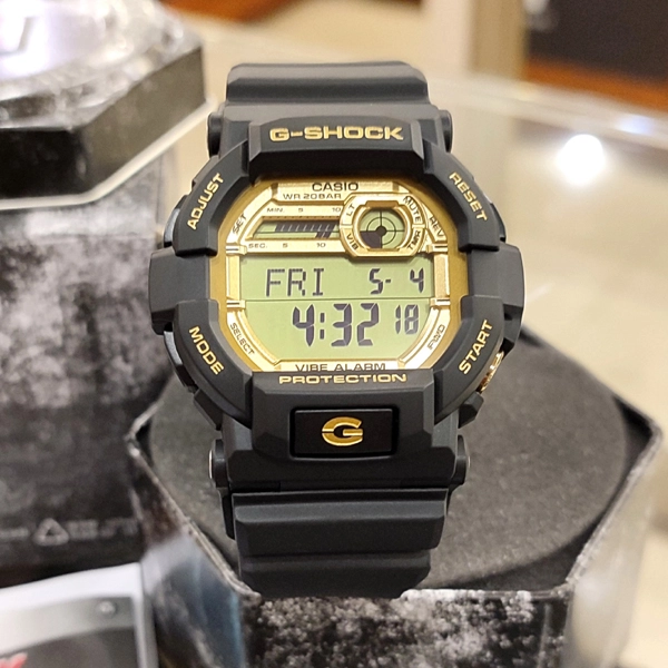 GD-350GB Tactical Watch - Image 2
