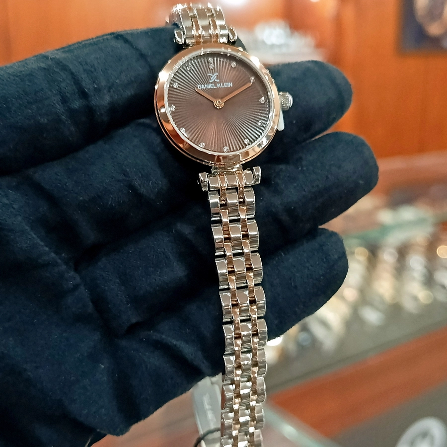 Daniel Klein watches