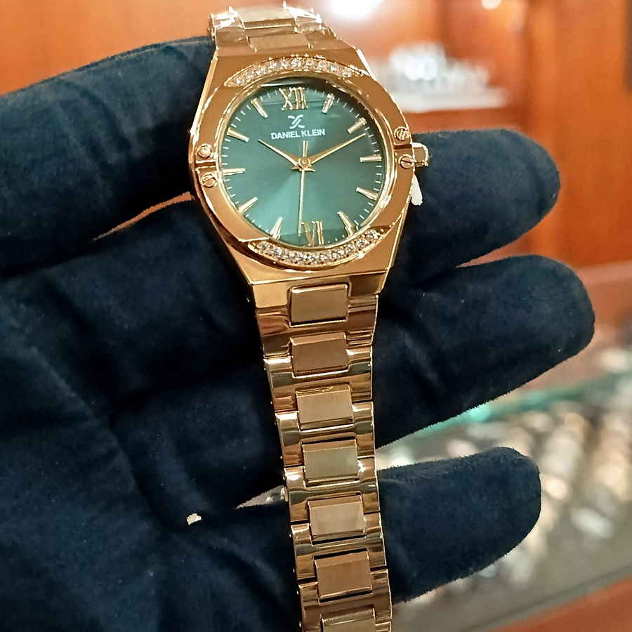 Daniel Klein Green Dial watch