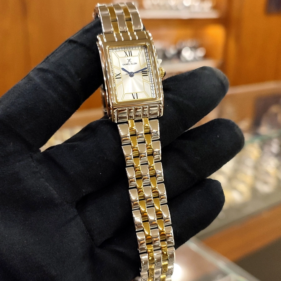 Daniel Klein Rectangular Ladies Watch