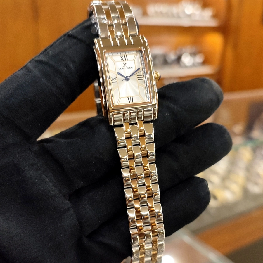 DK women watches